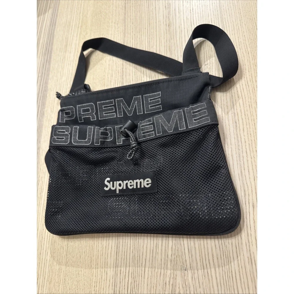 Supreme FW21 Side Bag Black Crossbody Shoulder Messenger Bag Techwear Used
